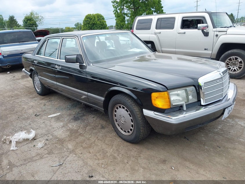 1991 Mercedes-benz VIN WDBCA39E8MA574466 IAAI salvage auction — REAR END, Clear (Michigan), sold $4,250 on 2026-07-18 (photo 1)