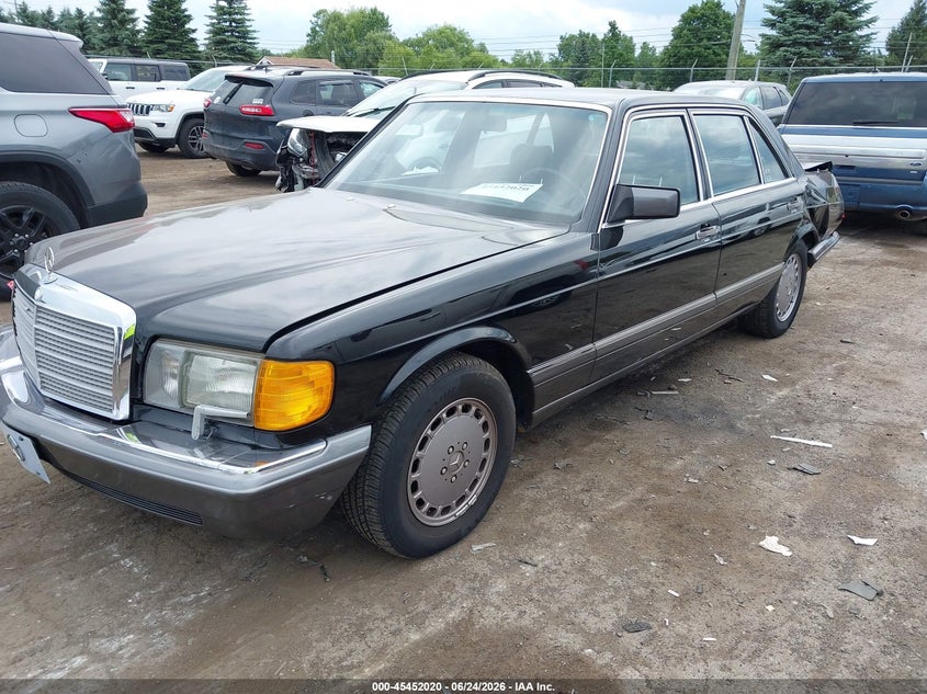 1991 Mercedes-benz VIN WDBCA39E8MA574466 IAAI salvage auction — REAR END, Clear (Michigan), sold $4,250 on 2026-07-18 (photo 2)