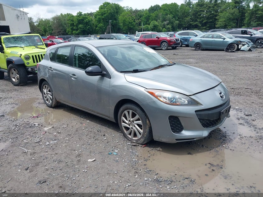 2012 Mazda 3 VIN JM1BL1L88C1613375 IAAI salvage auction — NORMAL WEAR, Clear (New York), sold $325 on 2026-07-15 (photo 1)