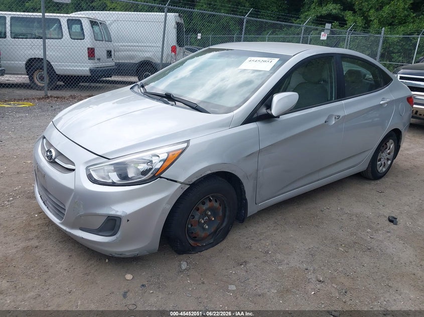 2015 Hyundai Accent VIN KMHCT4AE5FU923125 IAAI salvage auction — NORMAL WEAR, Clear (Maryland), sold $425 on 2026-07-21 (photo 2)