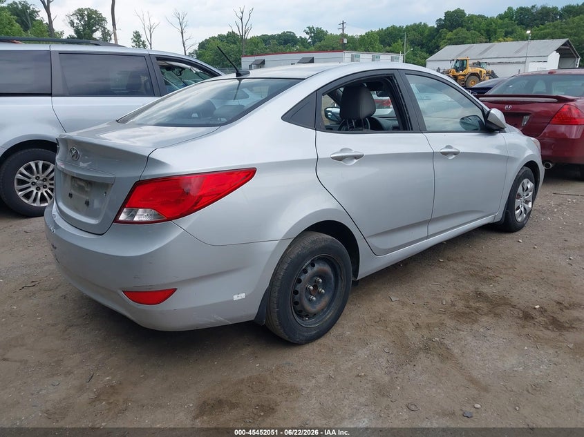 2015 Hyundai Accent VIN KMHCT4AE5FU923125 IAAI salvage auction — NORMAL WEAR, Clear (Maryland), sold $425 on 2026-07-21 (photo 4)
