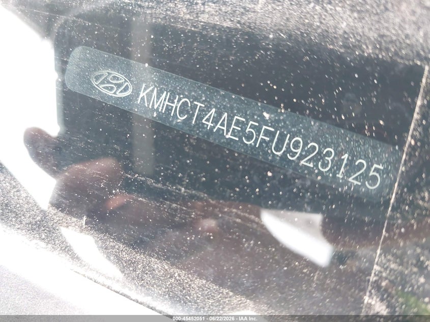 2015 Hyundai Accent VIN KMHCT4AE5FU923125 IAAI salvage auction — NORMAL WEAR, Clear (Maryland), sold $425 on 2026-07-21 (photo 9)