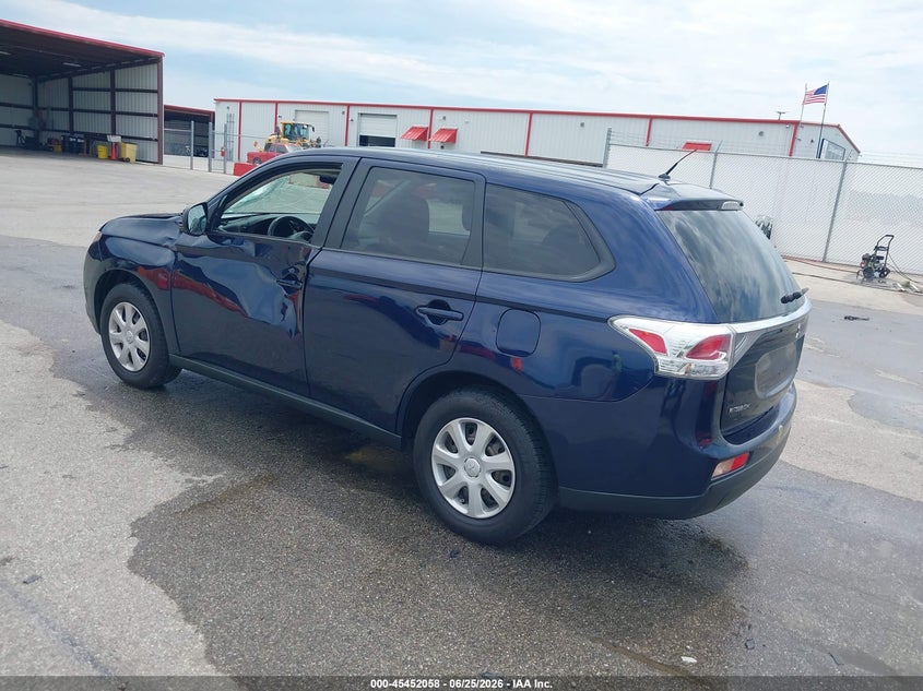 2014 Mitsubishi Outlander VIN JA4AD2A34EZ017118 IAAI salvage auction — SIDE, Clear (Indiana), sold $825 on 2026-07-23 (photo 3)