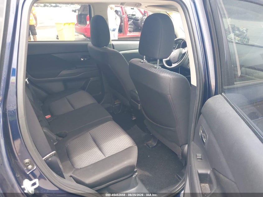 2014 Mitsubishi Outlander VIN JA4AD2A34EZ017118 IAAI salvage auction — SIDE, Clear (Indiana), sold $825 on 2026-07-23 (photo 8)