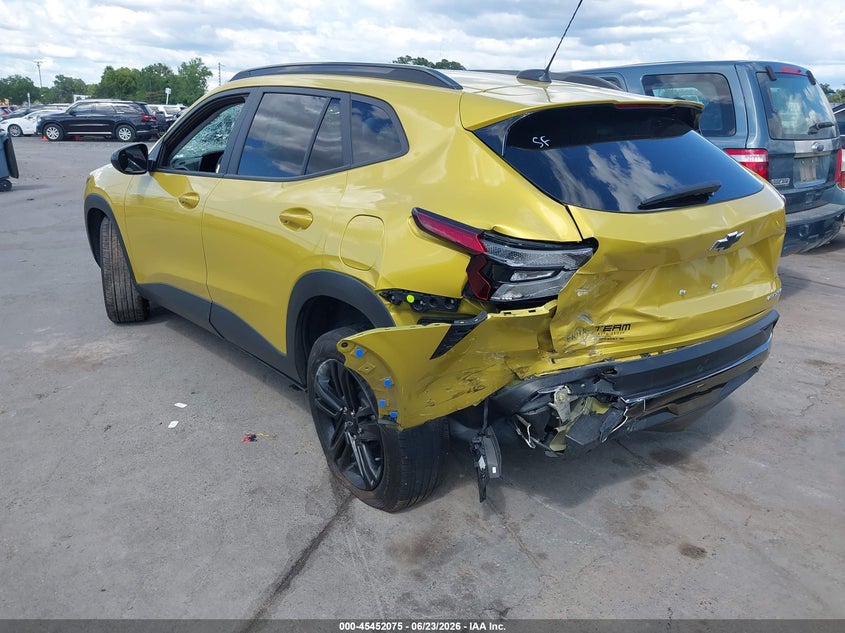 2025 Chevrolet Trax VIN KL77LKEP4SC096351 IAAI salvage auction — REAR END, Salvage Title, sold $3,750 on 2026-07-29 (photo 3)