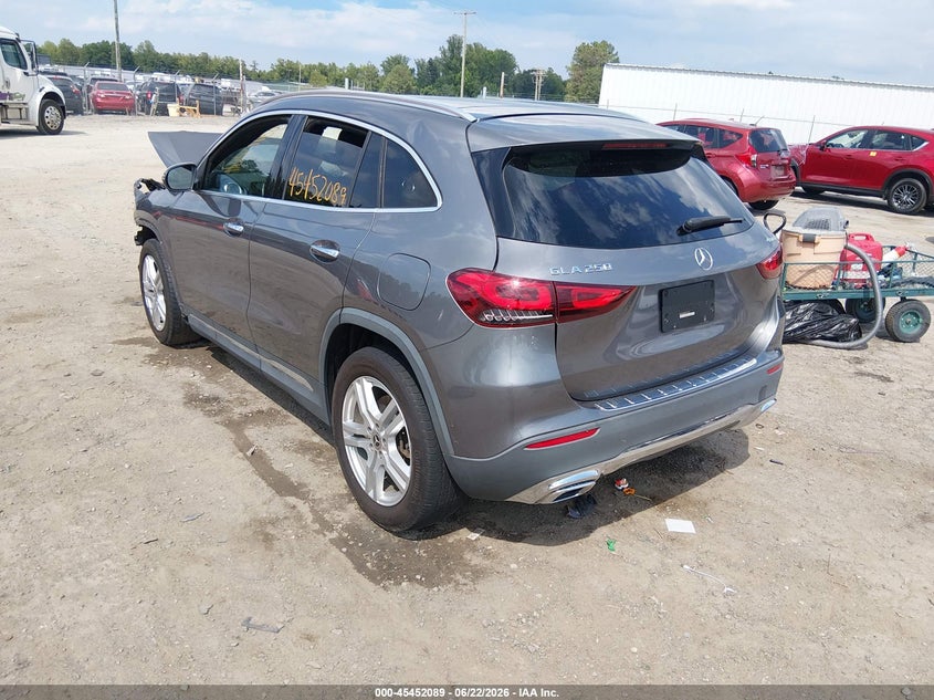 2021 Mercedes-benz VIN W1N4N4HB2MJ273675 IAAI salvage auction — FRONT END, Salvage Title, sold $3,600 on 2026-08-23 (photo 3)
