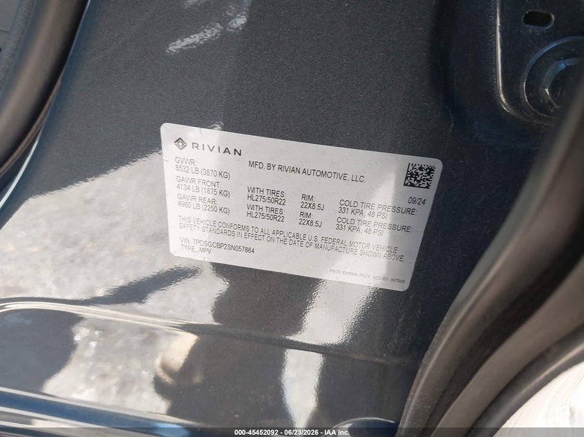 2025 Rivian R1s VIN 7PDSGCBP2SN057864 IAAI salvage auction — FRONT END, Salvage Title, sold $36,100 on 2026-08-17 (photo 9)