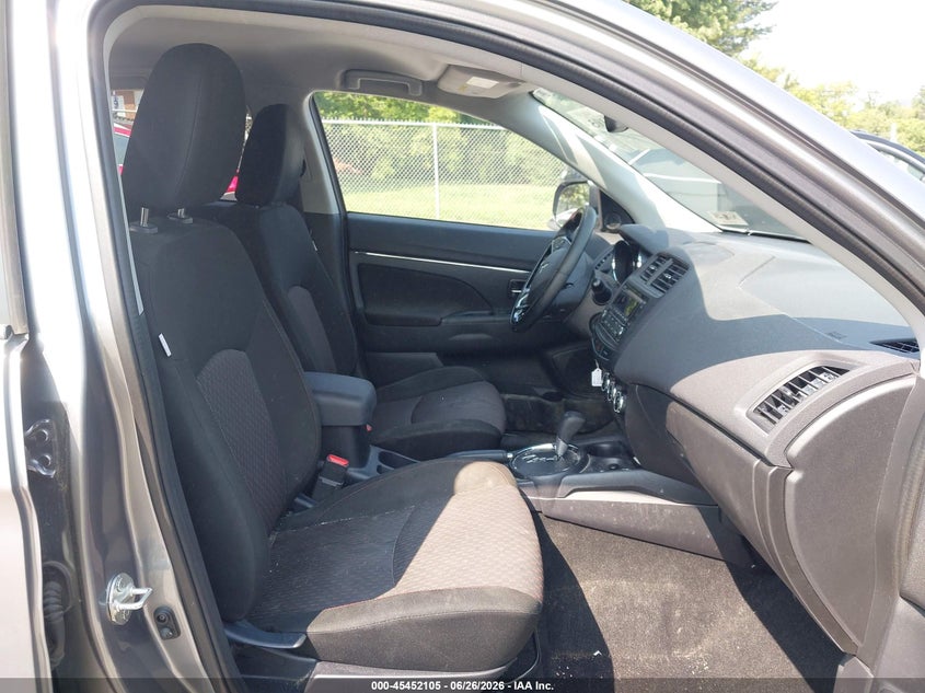2017 Mitsubishi Outlander VIN JA4AR3AU2HZ005621 IAAI salvage auction — FRONT END, Salvage (Virginia), sold $1,600 on 2026-07-07 (photo 5)