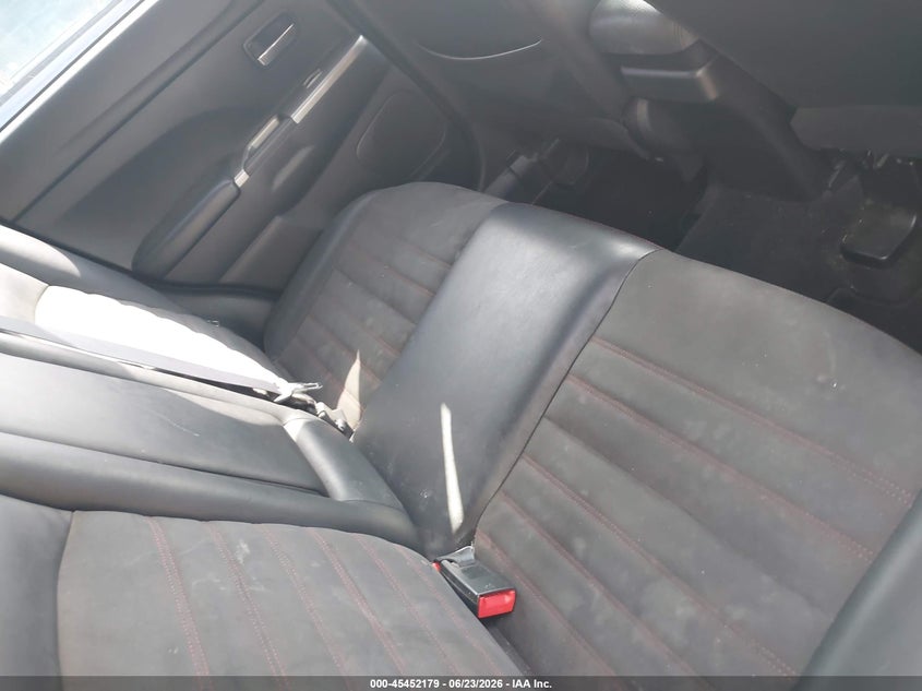 2018 Mitsubishi Outlander VIN JA4AP3AW6JU000500 IAAI salvage auction — NORMAL WEAR, Salvage Title, sold $1,750 on 2026-08-24 (photo 8)