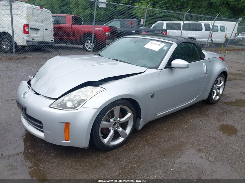 2006 Nissan 350z VIN JN1AZ36AX6M455227 IAAI salvage auction — NORMAL WEAR, Clear (Maryland), sold $1,200 on 2026-08-01 (photo 2)