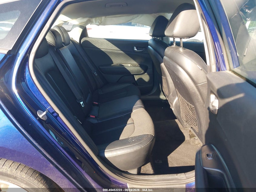 2019 Kia Optima VIN 5XXGT4L39KG285639 IAAI salvage auction — FRONT END, Salvage Title, sold $675 on 2026-07-26 (photo 8)