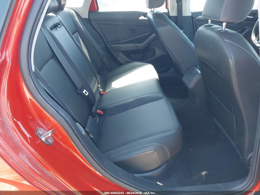 2019 Volkswagen Jetta VIN 3VWE57BU3KM068290 IAAI salvage auction — REAR END, Salvage Title, sold $4,350 on 2026-08-20 (photo 8)