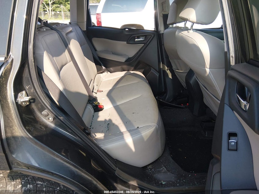 2017 Subaru Forester VIN JF2SJAJC7HH572296 IAAI salvage auction — LEFT SIDE, Wait Title, sold $1,000 on 2026-09-07 (photo 8)