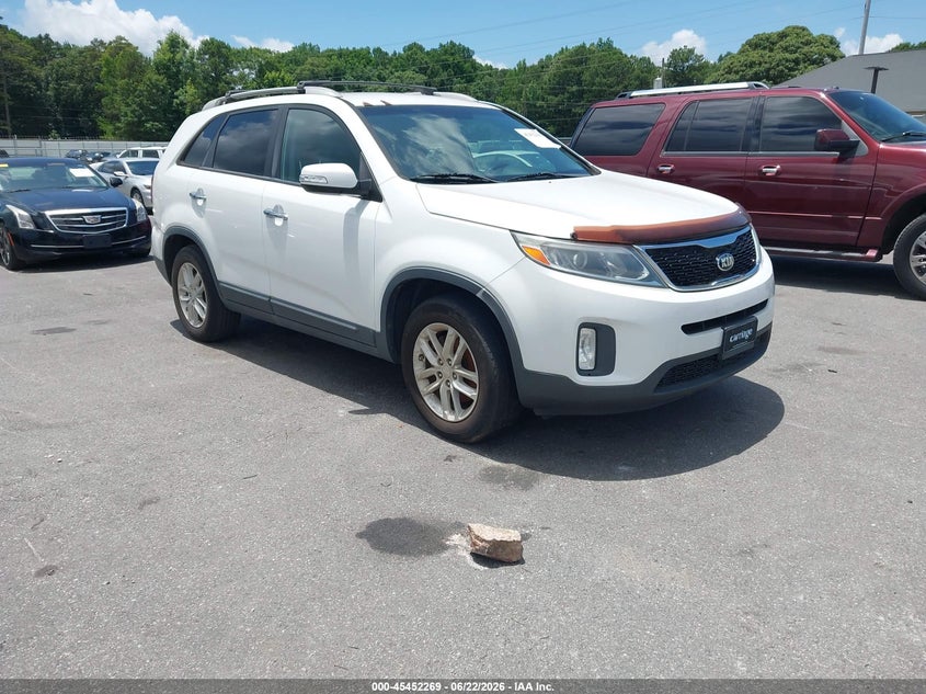 2015 Kia Sorento VIN 5XYKT4A63FG622945 IAAI salvage auction — NORMAL WEAR, Clear (Georgia), sold $1,425 on 2026-07-08 (photo 1)