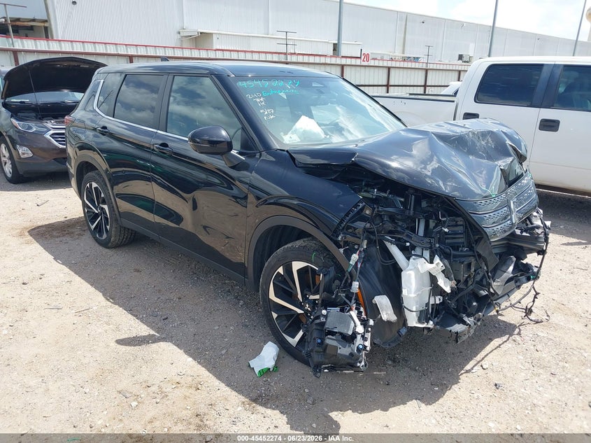 2024 Mitsubishi Outlander VIN JA4J4VA88RZ048083 IAAI salvage auction — FRONT END, Salvage Title, sold $1,050 on 2026-07-16 (photo 1)
