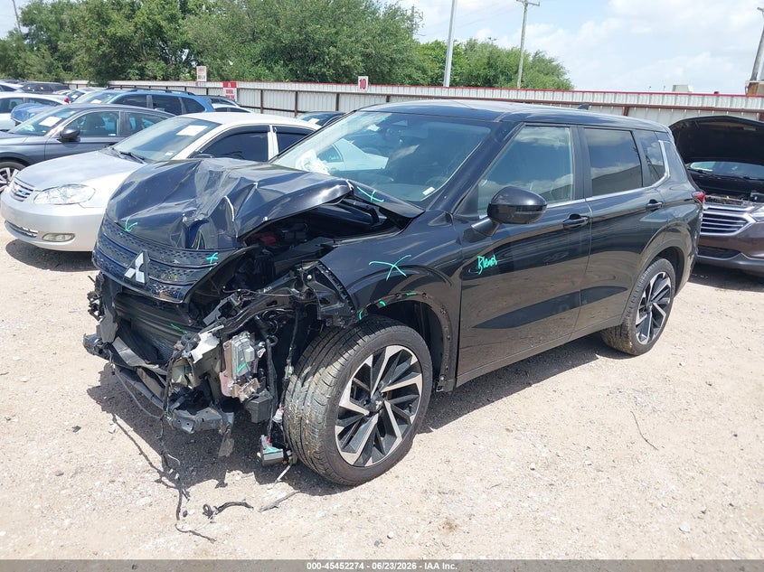 2024 Mitsubishi Outlander VIN JA4J4VA88RZ048083 IAAI salvage auction — FRONT END, Salvage Title, sold $1,050 on 2026-07-16 (photo 2)