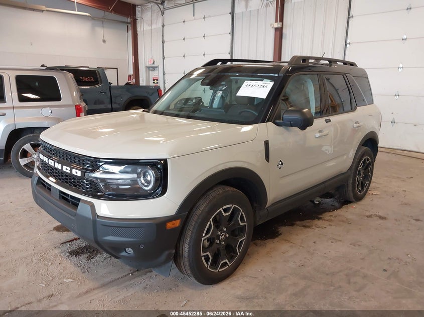 2025 Ford Bronco sport VIN 3FMCR9CNXSRE43186 IAAI salvage auction — REAR END, Clear (Michigan), sold $14,100 on 2026-07-28 (photo 2)