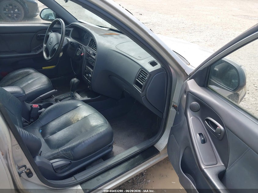 2002 Hyundai Elantra VIN KMHDN55D22U043788 IAAI salvage auction — NORMAL WEAR, Original (Ohio), sold $250 on 2026-07-08 (photo 5)