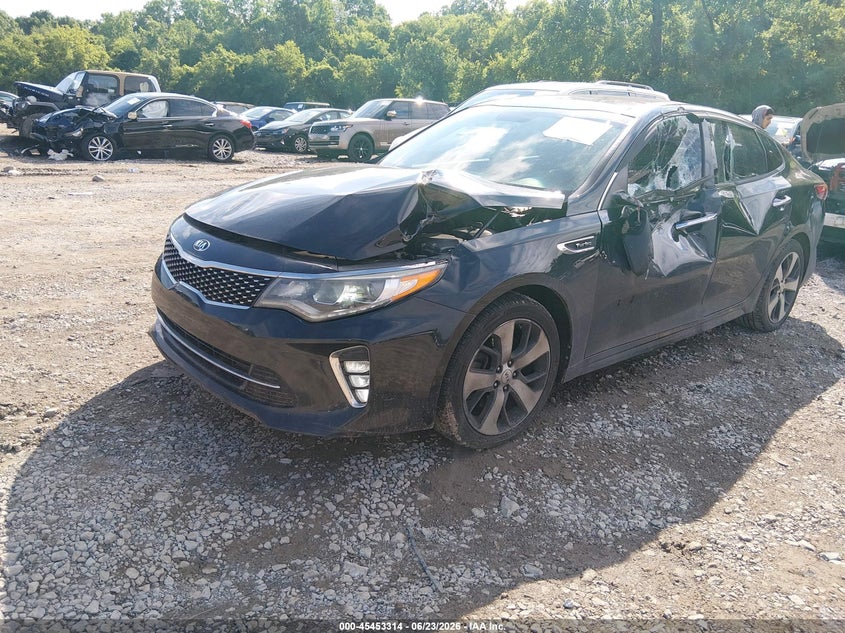 2018 Kia Optima VIN 5XXGW4L21JG216277 IAAI salvage auction — SIDE, Salvage Title, sold $500 on 2026-07-30 (photo 2)