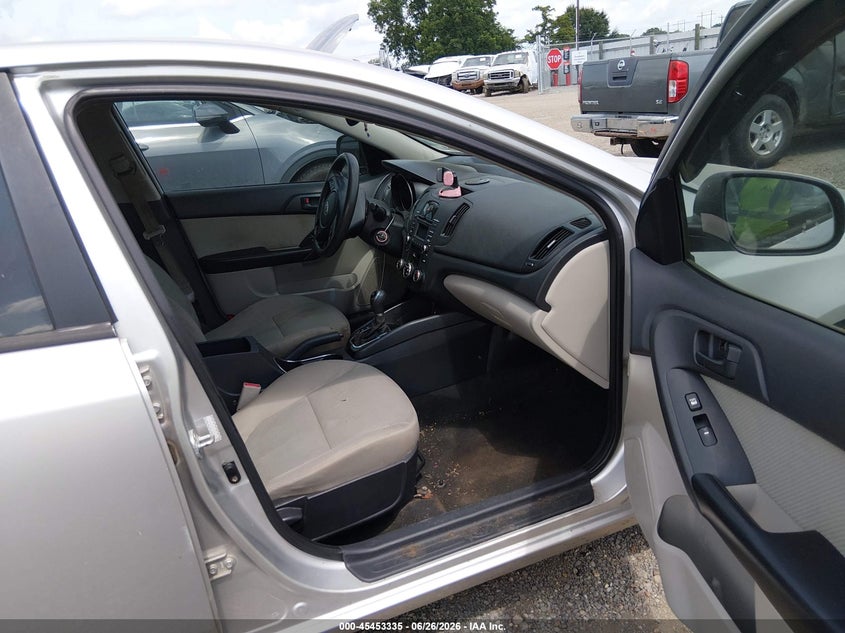 2012 Kia Forte VIN KNAFU4A2XC5621692 IAAI salvage auction — NORMAL WEAR, Clear (Louisiana), sold $675 on 2026-07-29 (photo 5)
