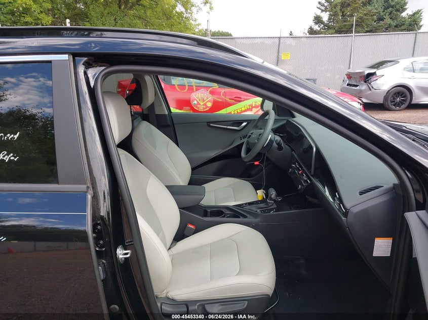 2025 Kia Niro VIN KNDCR3LE9S5233800 IAAI salvage auction — HAIL, Salvage Title, sold $4,000 on 2026-07-22 (photo 5)