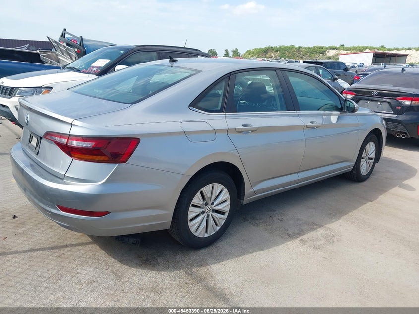 2019 Volkswagen Jetta VIN 3VWCB7BU6KM271920 IAAI salvage auction — LEFT FRONT, Salvage Title, sold $2,750 on 2026-08-21 (photo 4)