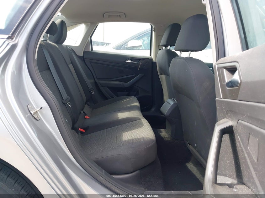 2019 Volkswagen Jetta VIN 3VWCB7BU6KM271920 IAAI salvage auction — LEFT FRONT, Salvage Title, sold $2,750 on 2026-08-21 (photo 8)