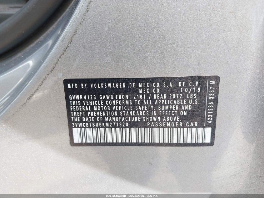 2019 Volkswagen Jetta VIN 3VWCB7BU6KM271920 IAAI salvage auction — LEFT FRONT, Salvage Title, sold $2,750 on 2026-08-21 (photo 9)