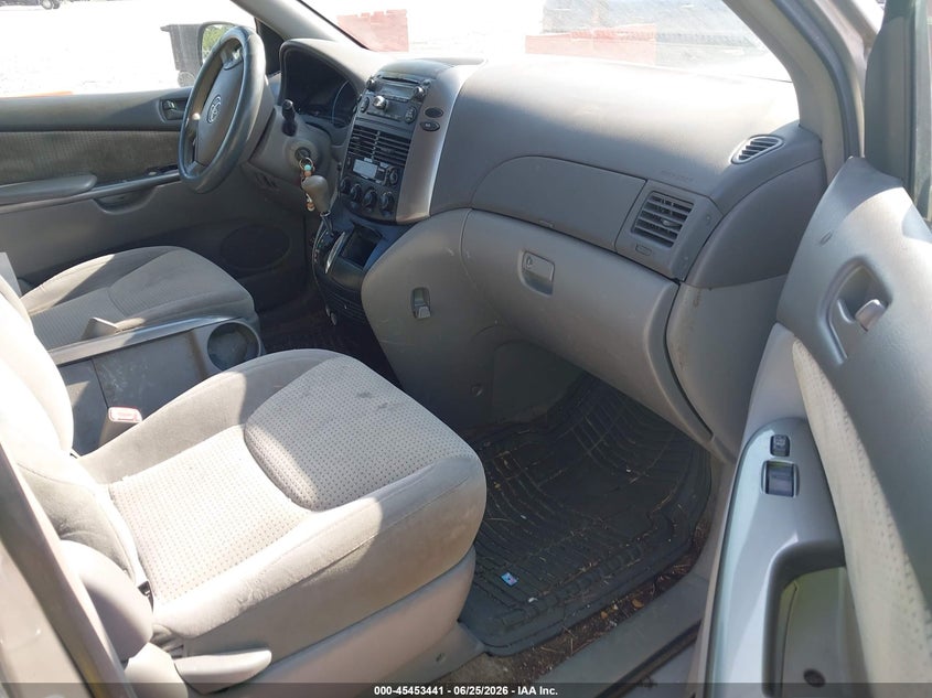 2008 Toyota Sienna VIN 5TDZK23C48S193782 IAAI salvage auction — NORMAL WEAR, Clear-Dealer Only (North Carolina), sold $450 on 2026-07-19 (photo 5)