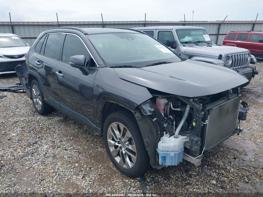 2020 Toyota Rav 4 VIN JTMY1RFV4LJ018216 — IAAI salvage auction photo