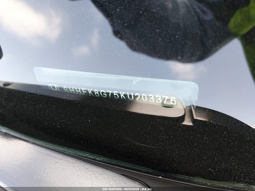 2019 Honda Civic type r VIN SHHFK8G75KU203376 IAAI salvage auction — NORMAL WEAR, Salvage Title - Dealer (California), sold $9,100 on 2026-07-27 (photo 9)