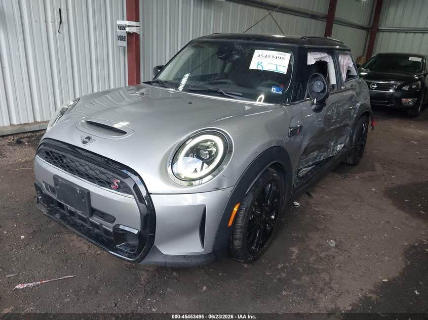 2024 Mini Hard top VIN WMW53DH00R2U74764 IAAI salvage auction — LEFT SIDE, Salvage Title, sold $5,150 on 2026-08-06 (photo 2)