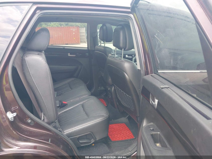2014 Kia Sorento VIN 5XYKWDA7XEG538605 IAAI salvage auction — NORMAL WEAR, Clear (Maryland), sold $1,600 on 2026-07-16 (photo 8)
