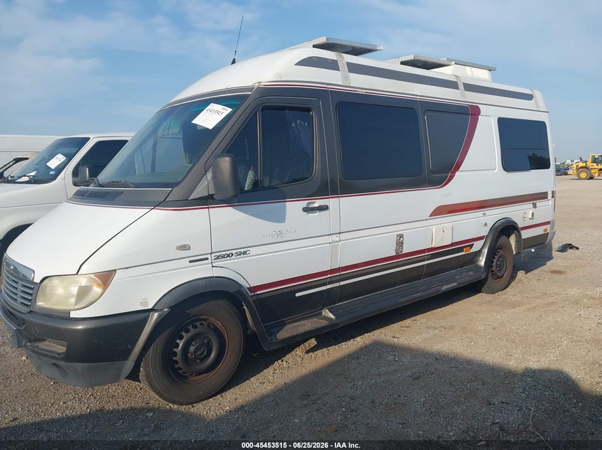 2003 Chevrolet Sprinter van 2500 VIN WD2YD742235506169 IAAI salvage auction — NORMAL WEAR, Clear (Florida), sold $5,100 on 2026-07-07 (photo 2)