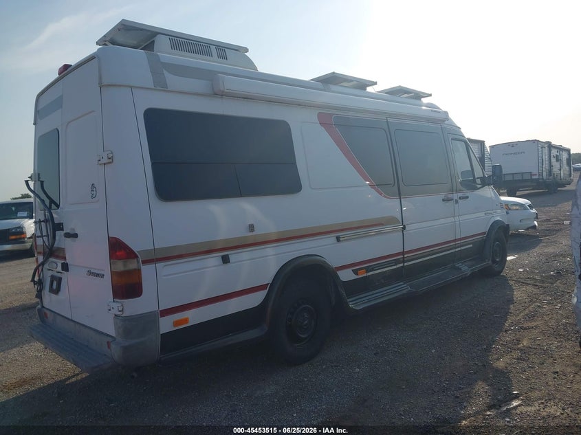 2003 Chevrolet Sprinter van 2500 VIN WD2YD742235506169 IAAI salvage auction — NORMAL WEAR, Clear (Florida), sold $5,100 on 2026-07-07 (photo 4)