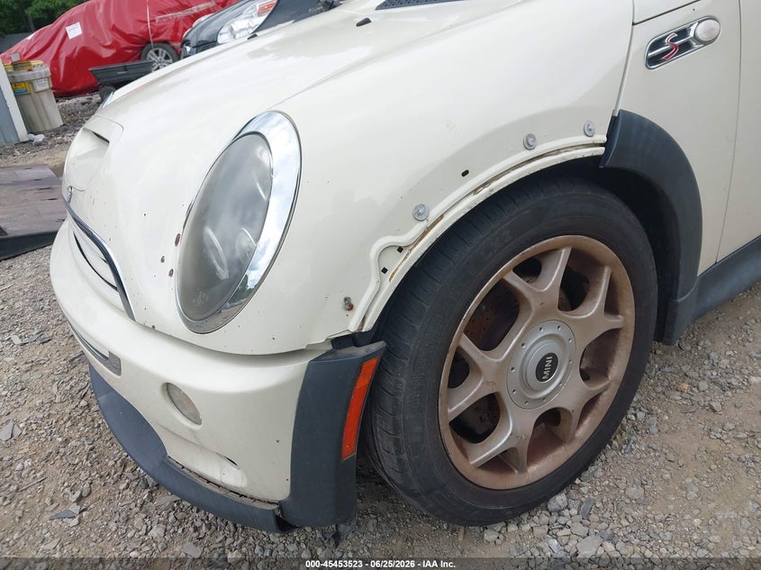 2006 Mini Cooper VIN WMWRE33536TJ38959 IAAI salvage auction — NORMAL WEAR, Clear (Pennsylvania), sold $375 on 2026-07-28 (photo 6)