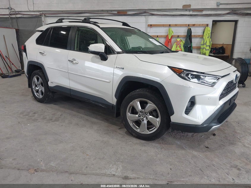 2020 Toyota Rav 4 VIN JTMD6RFV6LJ002082 IAAI salvage auction — REAR END, Mv-907A (New York), sold $14,750 on 2026-07-29 (photo 1)