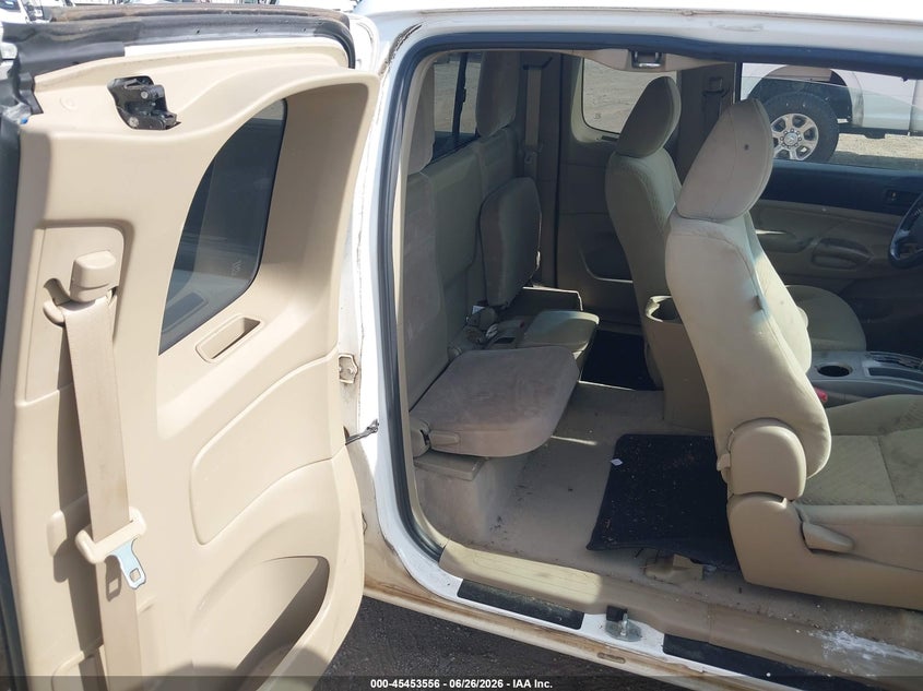 2011 Toyota Tacoma VIN 5TFTX4CN7BX006752 IAAI salvage auction — FRONT END, Original (Texas), sold $2,700 on 2026-07-16 (photo 8)