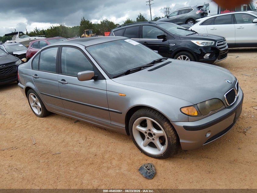 2004 BMW 3er VIN WBAEU33494PR08113 IAAI salvage auction — NORMAL WEAR, Clear-Dealer Only (North Carolina), sold $350 on 2026-07-13 (photo 1)