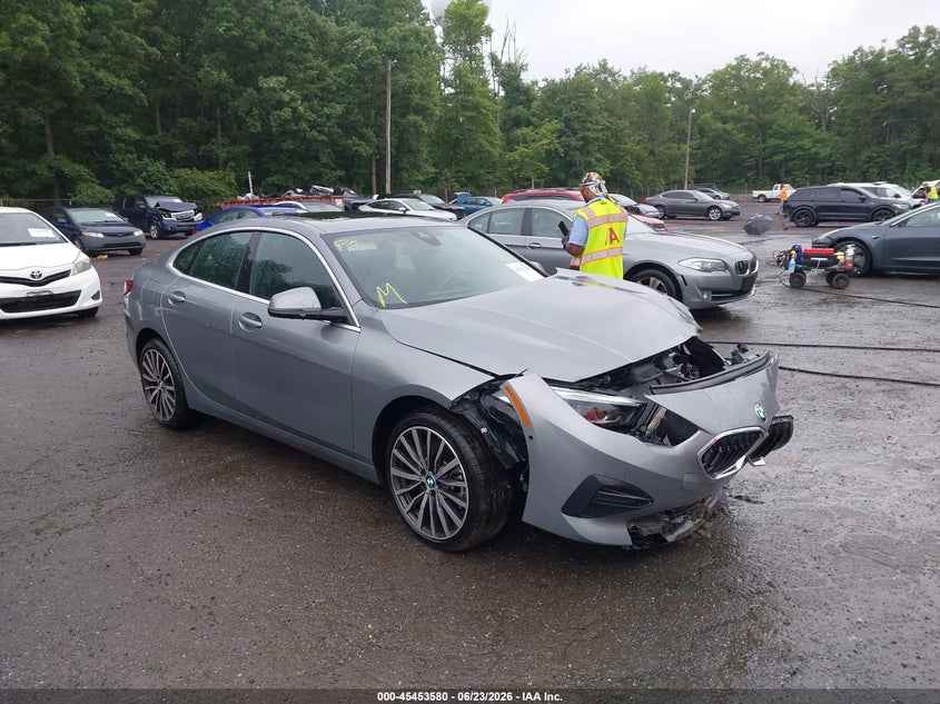 2022 BMW 2er VIN WBA73AK04N7K27583 IAAI salvage auction — FRONT END, Salvage Title, sold $125 on 2026-07-29 (photo 1)