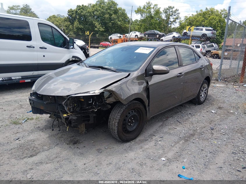 2018 Toyota Corolla VIN 5YFBURHE8JP766826 IAAI salvage auction — NORMAL WEAR, Clear (South Carolina), sold $2,650 on 2026-07-07 (photo 2)