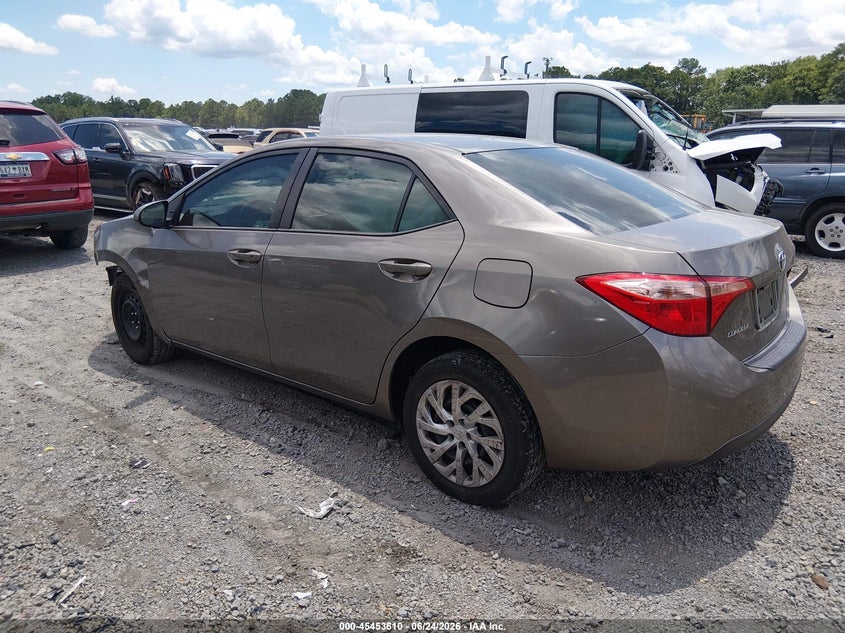 2018 Toyota Corolla VIN 5YFBURHE8JP766826 IAAI salvage auction — NORMAL WEAR, Clear (South Carolina), sold $2,650 on 2026-07-07 (photo 3)