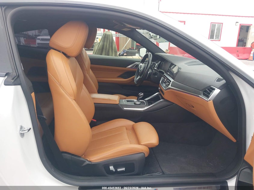 2022 BMW 4er VIN WBA83AP00NCH78245 IAAI salvage auction — FRONT END, Salvage Title, sold $14,800 on 2026-07-30 (photo 5)