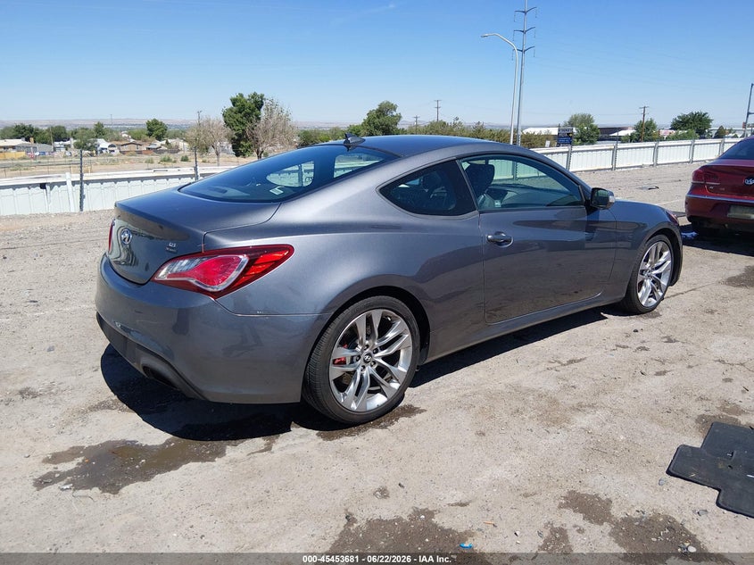 2014 Hyundai Genesis VIN KMHHU6KJ2EU118028 IAAI salvage auction — NORMAL WEAR, Clear (New Mexico), sold $575 on 2026-07-20 (photo 4)