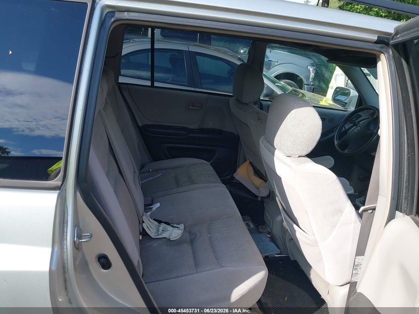 2003 Toyota Highlander VIN JTEHF21A130115243 IAAI salvage auction — NORMAL WEAR, Clear (Virginia), sold $475 on 2026-07-09 (photo 8)