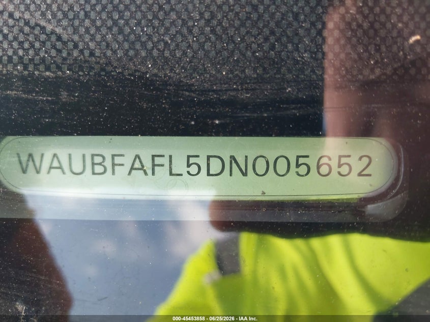2013 Audi A4 VIN WAUBFAFL5DN005652 IAAI salvage auction — FRONT END, Salvage Title, sold $25 on 2026-07-21 (photo 9)