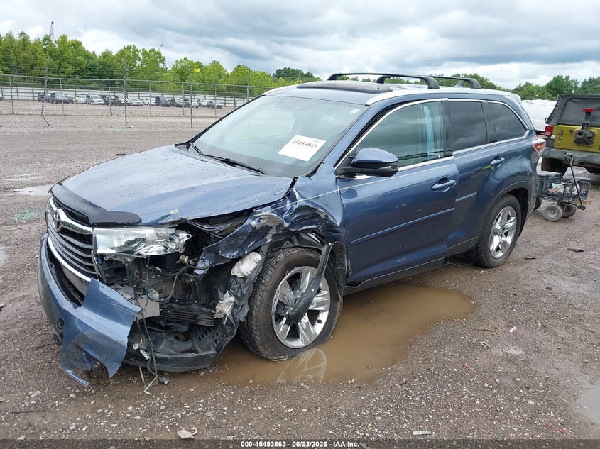 2015 Toyota Highlander VIN 5TDDKRFH2FS185168 IAAI salvage auction — LEFT FRONT, Salvage Title, sold $6,100 on 2026-07-22 (photo 2)