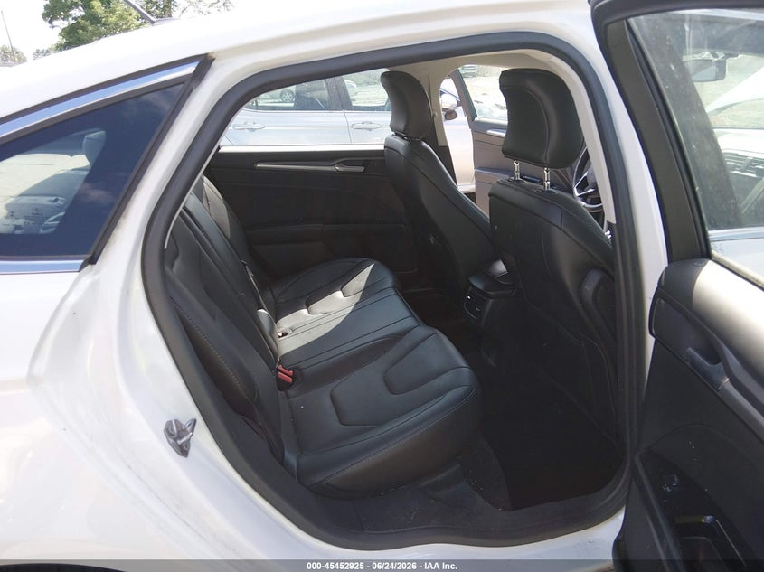 2016 Ford Fusion VIN 3FA6P0K9XGR256924 IAAI salvage auction — REAR END, Salvage Title, sold $2,600 on 2026-07-22 (photo 8)
