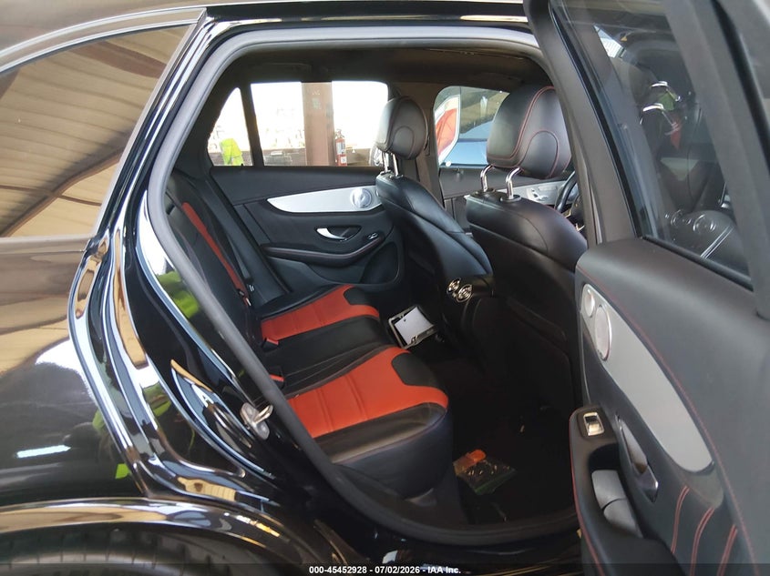 2019 Mercedes-benz VIN WDC0G8JB0KF499838 IAAI salvage auction — NORMAL WEAR, Original (Ohio), sold $25,200 on 2026-08-04 (photo 8)