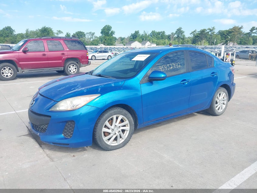 2012 Mazda 3 VIN JM1BL1UF1C1603963 IAAI salvage auction — RIGHT FRONT, Clear (Indiana), sold $325 on 2026-07-31 (photo 2)